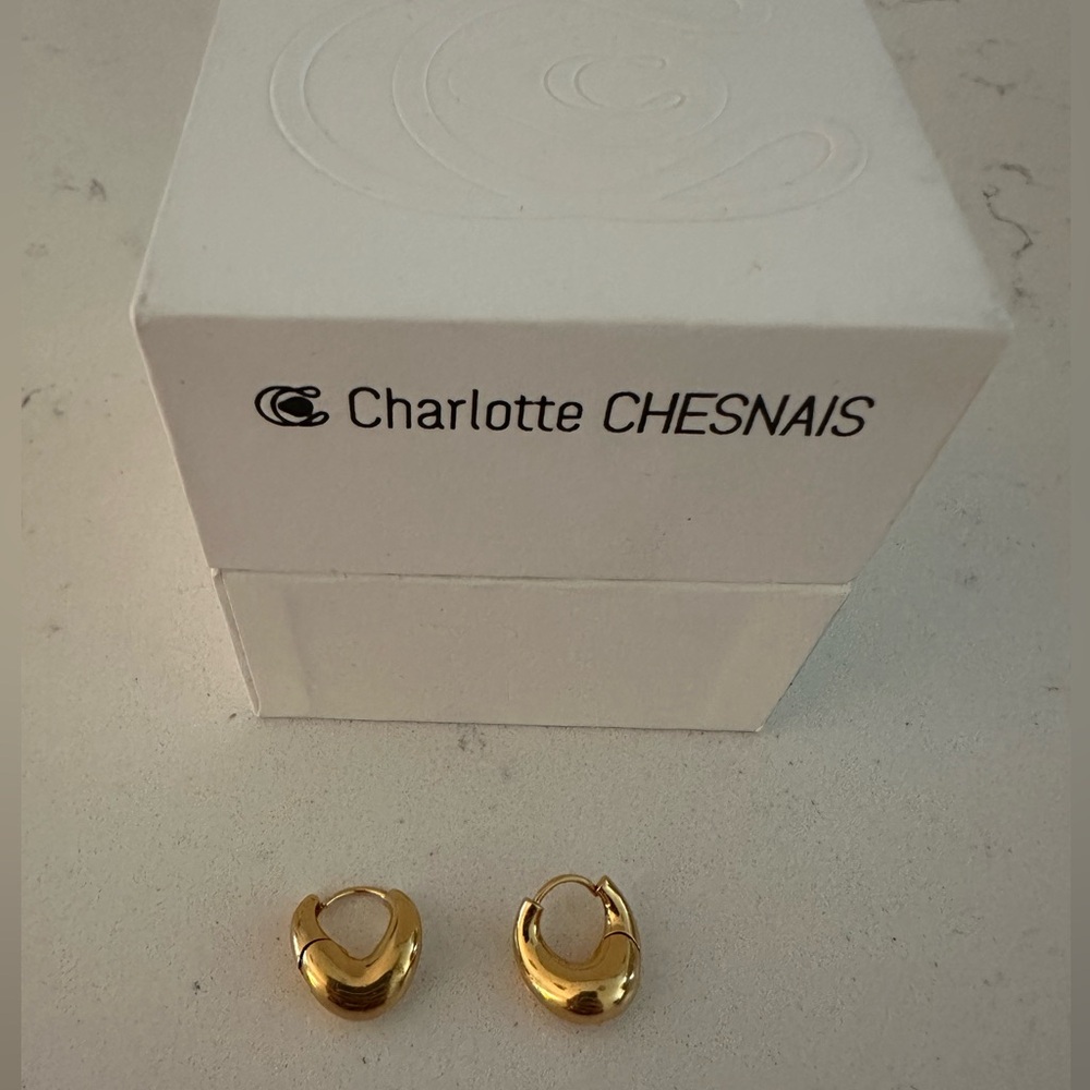 Charlotte Chesnais Gold Lips Earrings